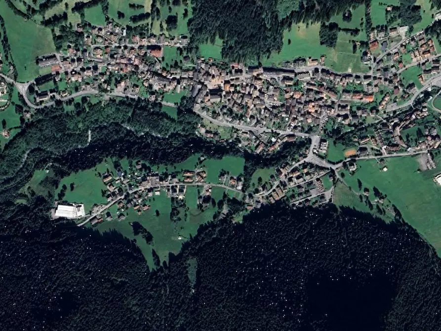 Immagine 2 di Appartamento in vendita  in Via Serta a Schilpario