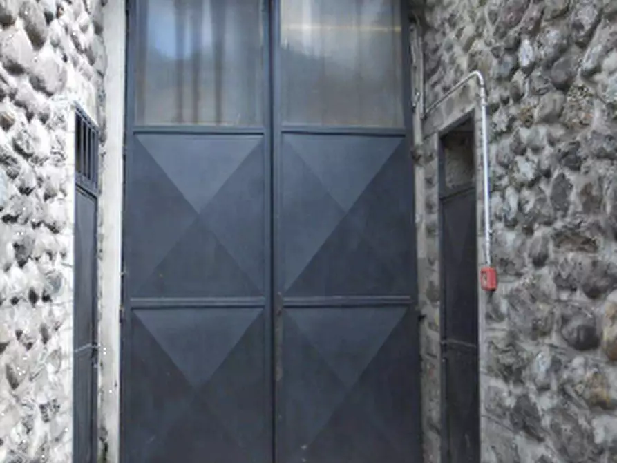 Immagine 2 di Garage in vendita  in Via Serta a Schilpario