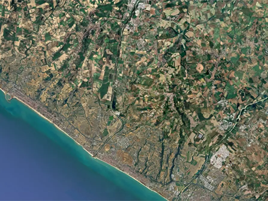 Immagine 14 di Laboratorio in vendita  in Via Lombardia a Sant'elpidio A Mare