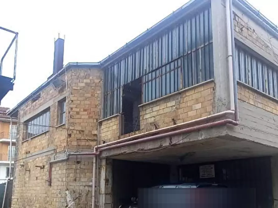 Immagine 4 di Laboratorio in vendita  in Via Aprutina a Altidona