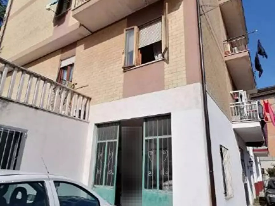 Immagine 2 di Magazzino in vendita  in Via Palmiro Togliatti  a Montegranaro