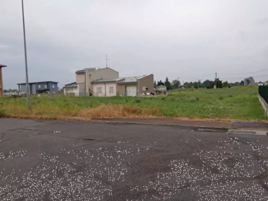 Immagine 4 di Terreno edificabile in vendita  in Via F. Coppi a Suzzara