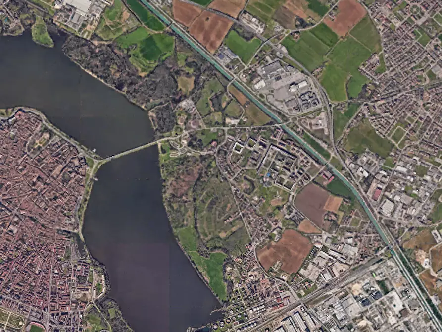 Immagine 6 di Appartamento in vendita  in Viale Veneto a Mantova