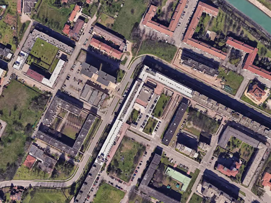 Immagine 8 di Appartamento in vendita  in Viale Veneto a Mantova