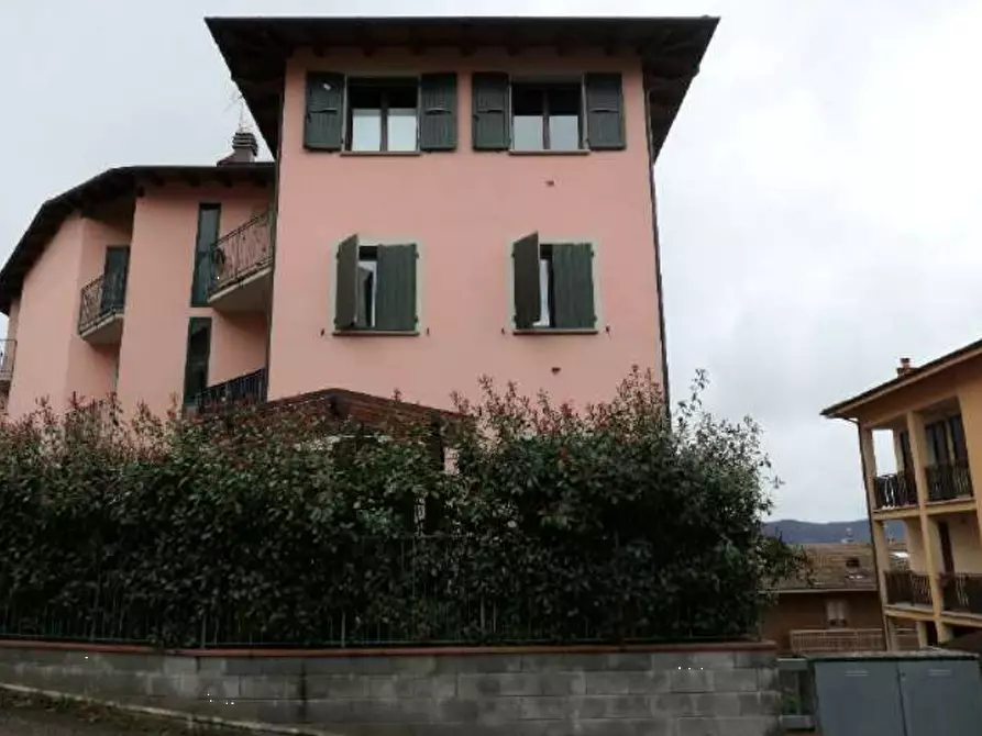 Immagine 2 di Appartamento in vendita  in Via Della Repubblica a Loiano