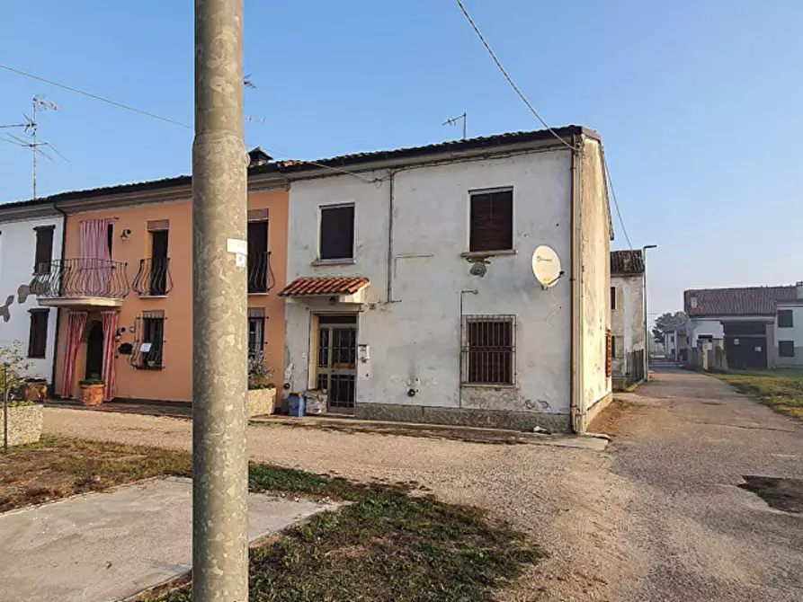 Immagine 4 di Porzione di casa in vendita  in Via Ramo a Dosolo