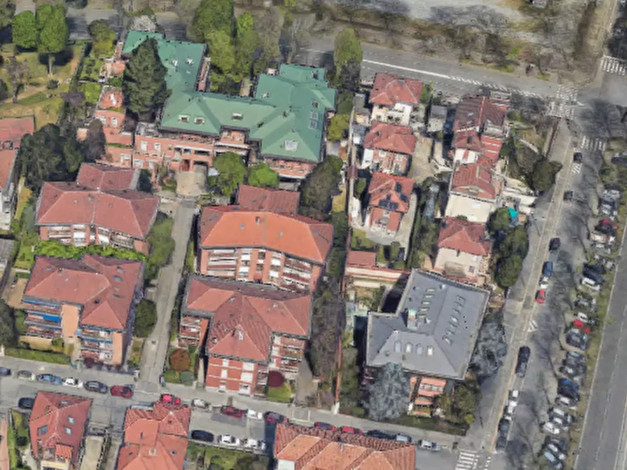 Immagine 16 di Appartamento in vendita  in Via Angelo Sismonda a Torino