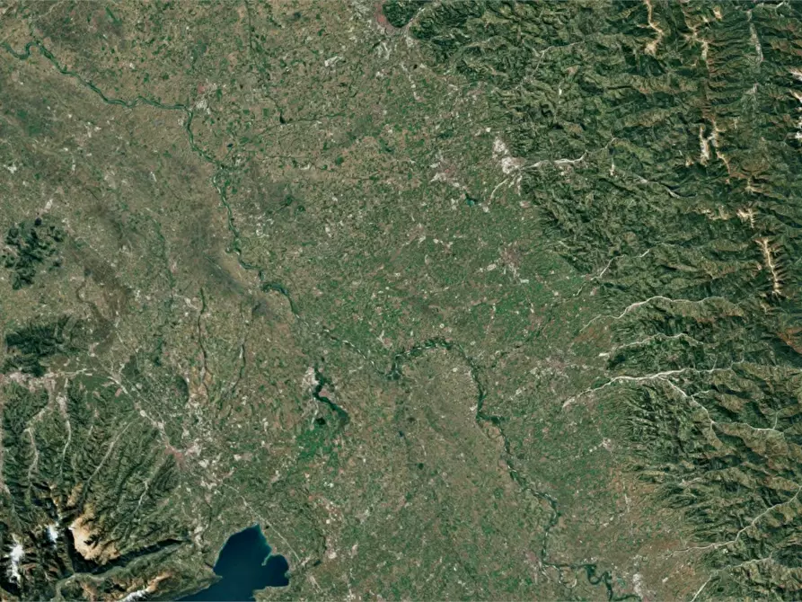 Immagine 21 di Casa indipendente in vendita  in Via Argine Secchia Sud a Quistello