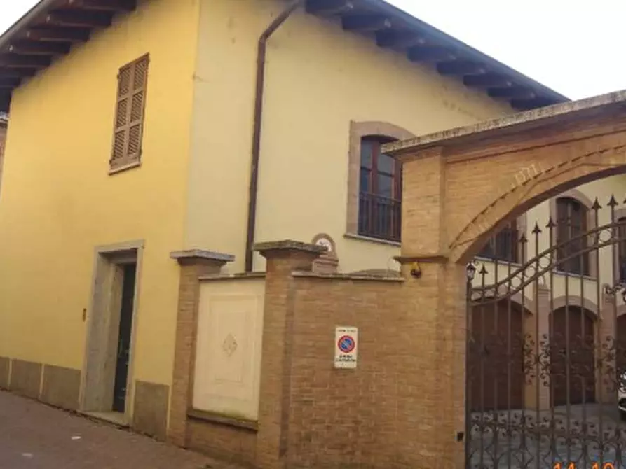 Immagine 1 di Porzione di casa in vendita  in Via Fratelli Cervi a Mede