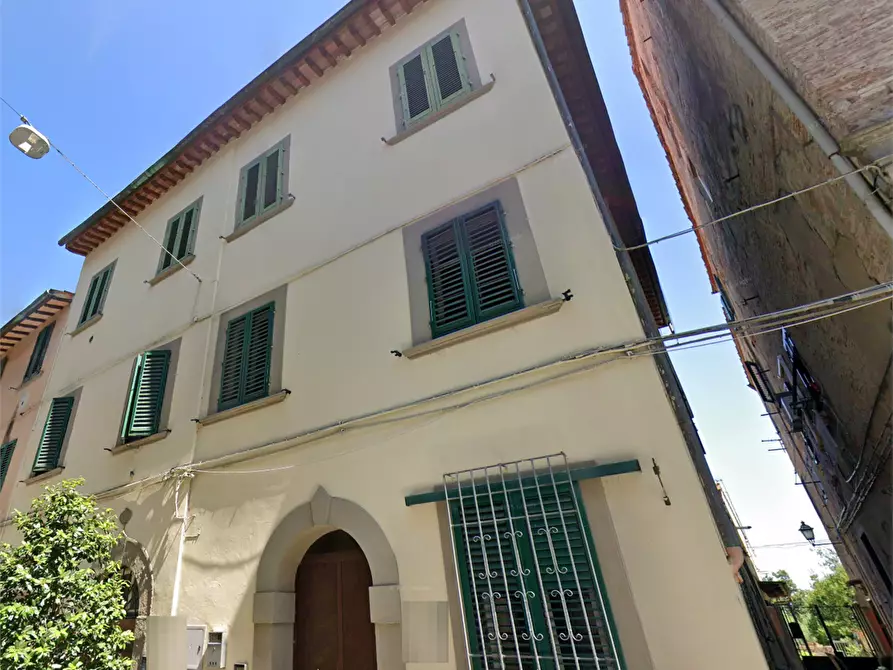 Immagine 6 di Appartamento in vendita  in Via Castruccio Castracani a Fucecchio