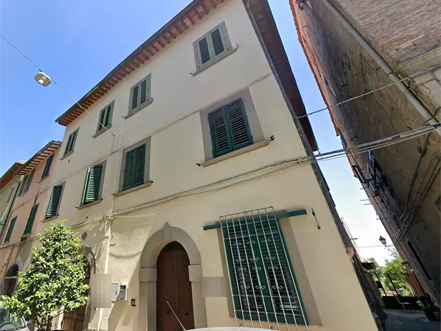 Immagine 8 di Appartamento in vendita  in Via Castruccio Castracani a Fucecchio