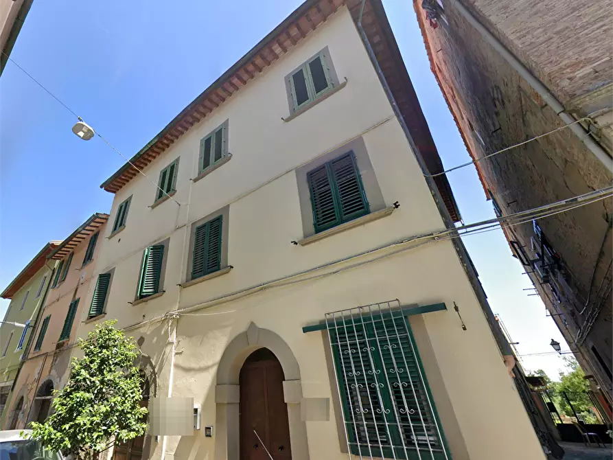 Immagine 10 di Appartamento in vendita  in Via Castruccio Castracani a Fucecchio