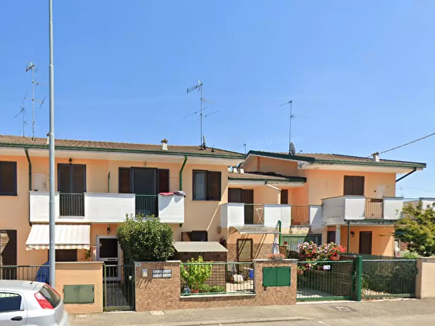 Immagine 6 di Appartamento in vendita  in Via Silvio Pellico a Tromello