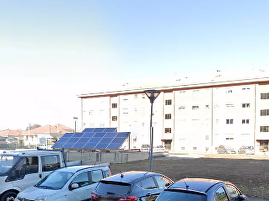 Immagine 16 di Appartamento in vendita  in Via Michele Coppino a Orbassano