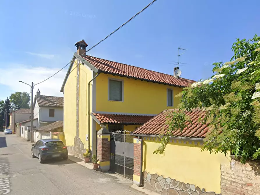 Immagine 2 di Casa indipendente in vendita  in Via Sant'Alessandro a Zeme