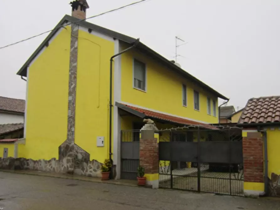 Immagine 8 di Casa indipendente in vendita  in Via Sant'Alessandro a Zeme