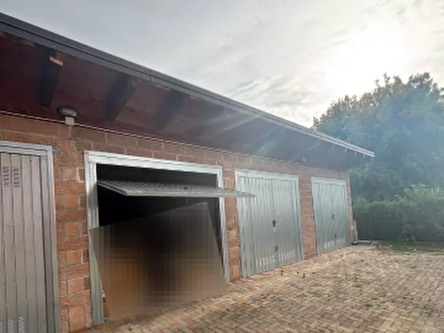 Immagine 1 di Garage in vendita  in Via Lanzo a Givoletto