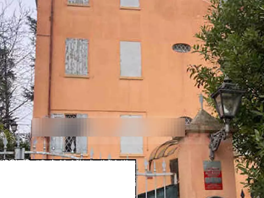 Immagine 2 di Porzione di villa in vendita  in Via Pietro Giardini a Modena