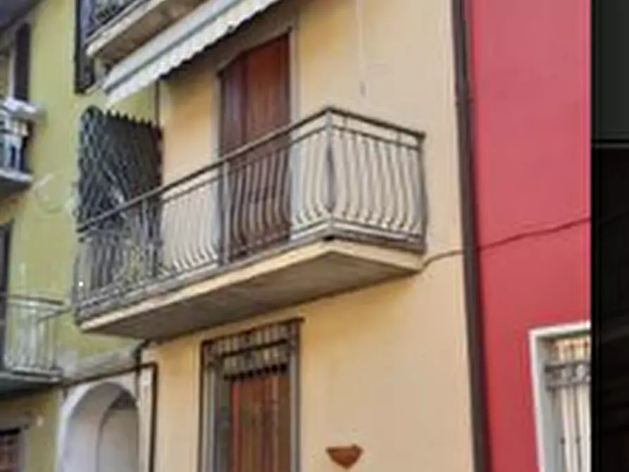 Immagine 1 di Porzione di casa in vendita  in Via Mazzini  a Villa D'almè