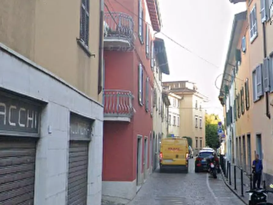 Immagine 16 di Porzione di casa in vendita  in Via Mazzini  a Villa D'almè