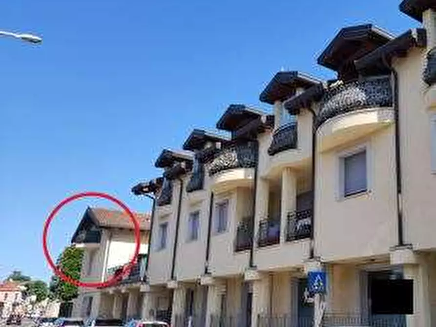 Immagine 2 di Appartamento in vendita  in via San Michel a Parabiago
