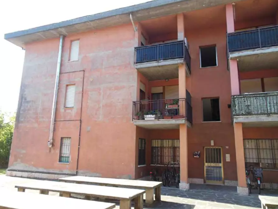 Immagine 3 di Appartamento in vendita  in Via Piemonte a Cento