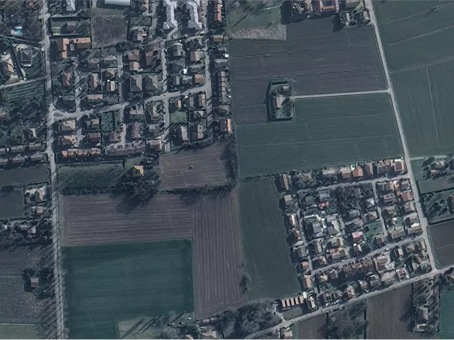 Immagine 12 di Appartamento in vendita  in Via Piemonte a Cento