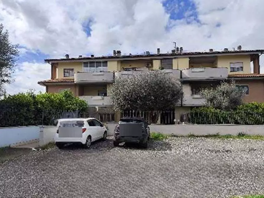 Immagine 2 di Appartamento in vendita  in Via Riola Sardo a Roma