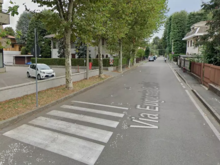 Immagine 11 di Ufficio in vendita  in Via Padre Reginaldo Giuliani a Saronno