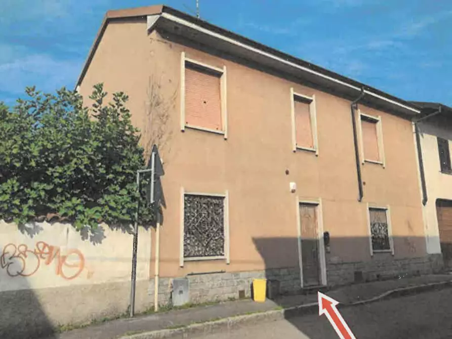 Immagine 1 di Appartamento in vendita  in Via Marelli  a Cerro Maggiore