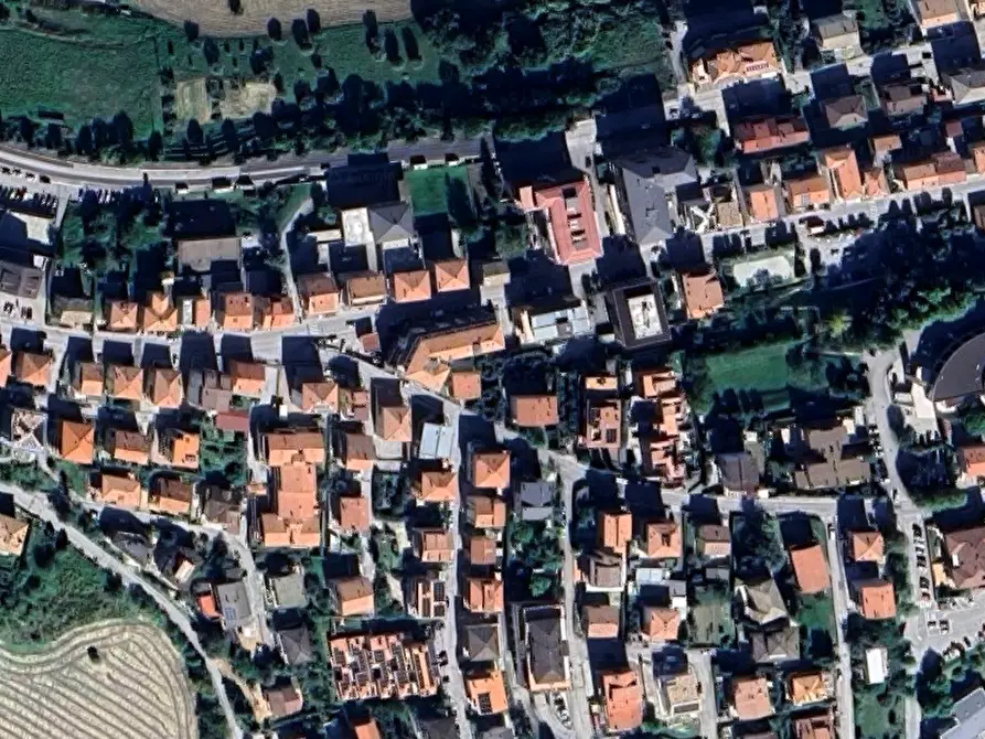 Immagine 1 di Magazzino in vendita  in Via Pompeiana a Fermo