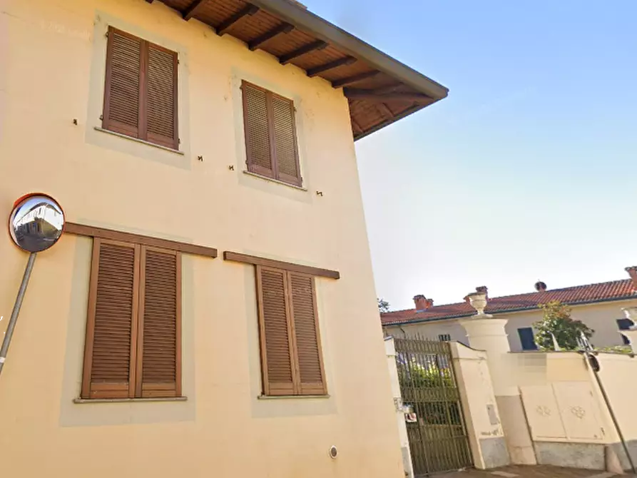 Immagine 1 di Villetta a schiera in vendita  in Via Guglielmo Marconi a Buscate