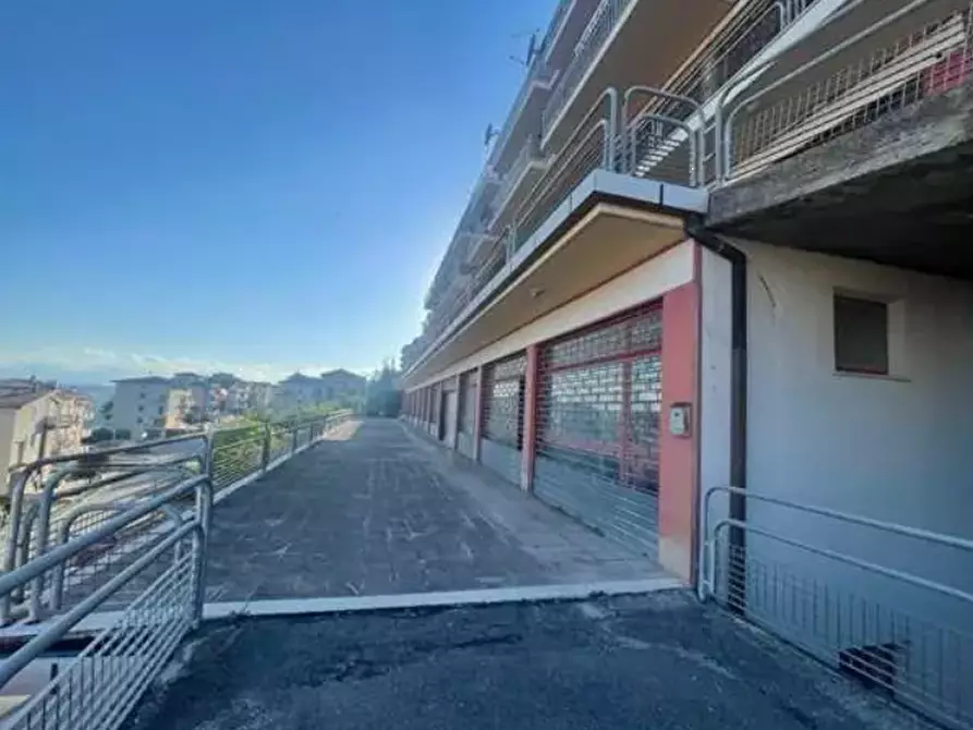 Immagine 3 di Laboratorio in vendita  in Via Giuseppe di Vittorio v a Montegranaro