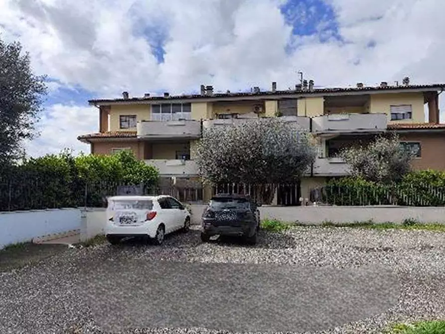 Immagine 3 di Appartamento in vendita  in Via Riola Sardo a Roma