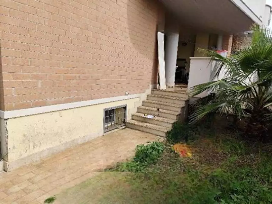 Immagine 11 di Appartamento in vendita  in Via Riola Sardo a Roma