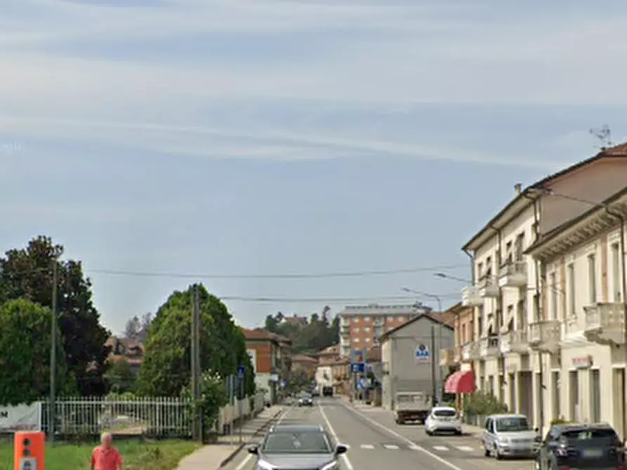 Immagine 5 di Casa indipendente in vendita  in Via Rivella a Castagnole Delle Lanze