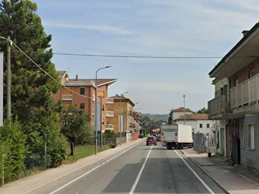 Immagine 6 di Casa indipendente in vendita  in Via Rivella a Castagnole Delle Lanze