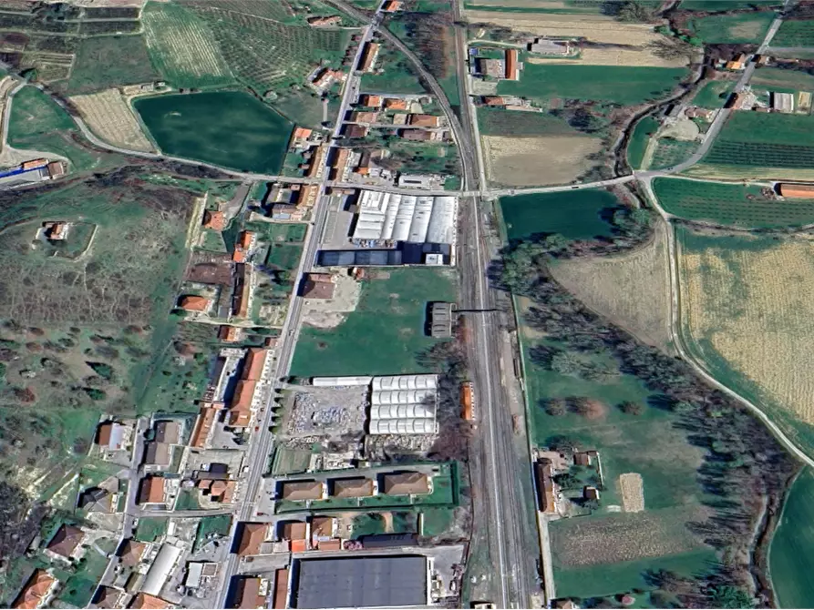 Immagine 7 di Casa indipendente in vendita  in Via Rivella a Castagnole Delle Lanze