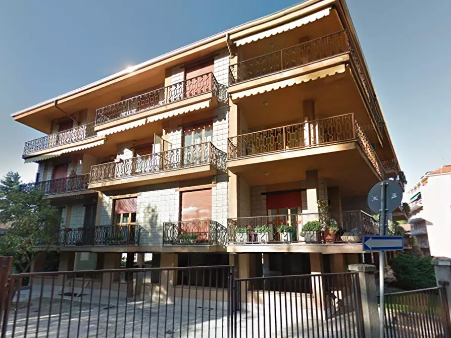 Immagine 9 di Appartamento in vendita  in Corso Milano a Asti