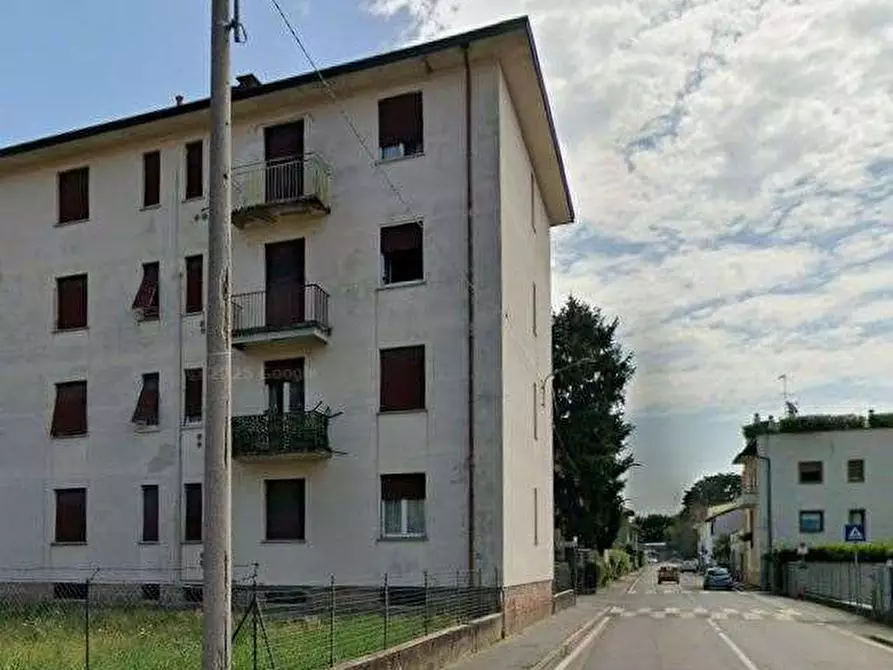 Immagine 10 di Appartamento in vendita  in Via Don Minzoni a Saronno