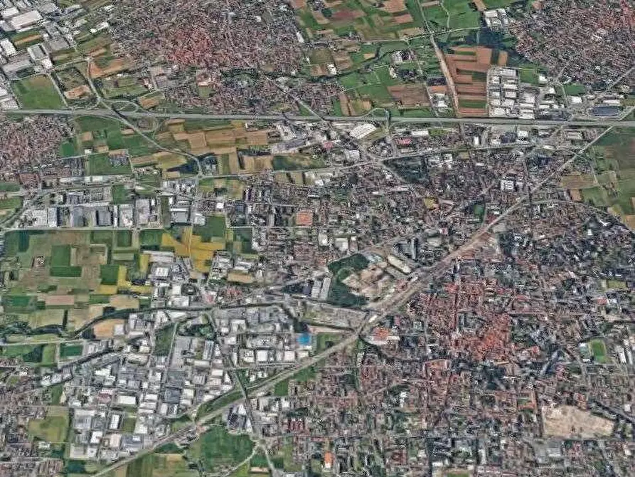 Immagine 17 di Appartamento in vendita  in Via Don Minzoni a Saronno