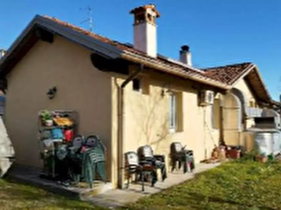 Immagine 3 di Negozio in vendita  in Via Guglielmo Marconi a Torviscosa