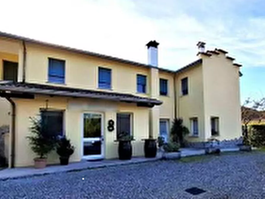 Immagine 9 di Negozio in vendita  in Via Guglielmo Marconi a Torviscosa