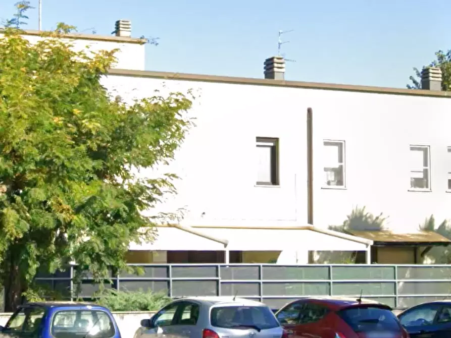 Immagine 12 di Appartamento in vendita  in Via Martin Luther King a Castano Primo