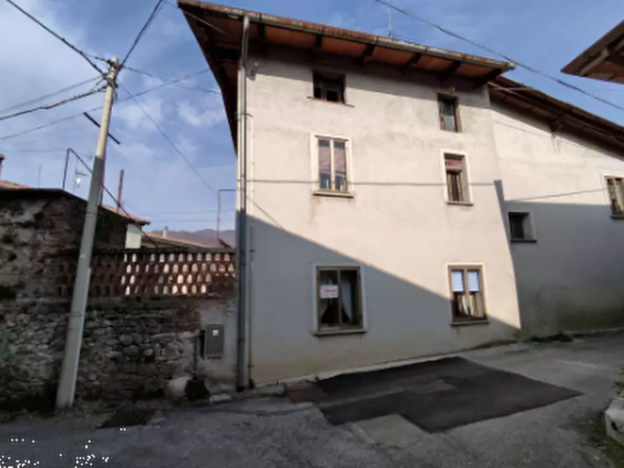 Immagine 2 di Porzione di casa in vendita  in Via Garibaldi a Torreano