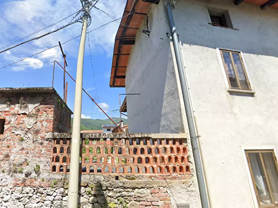 Immagine 3 di Porzione di casa in vendita  in Via Garibaldi a Torreano