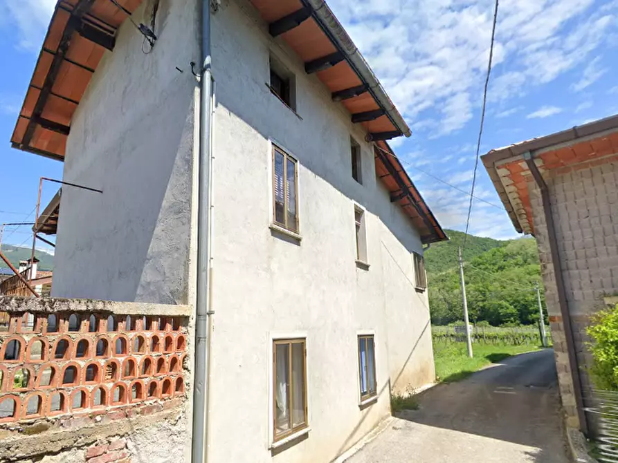 Immagine 8 di Porzione di casa in vendita  in Via Garibaldi a Torreano