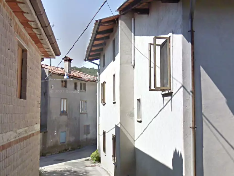 Immagine 9 di Porzione di casa in vendita  in Via Garibaldi a Torreano