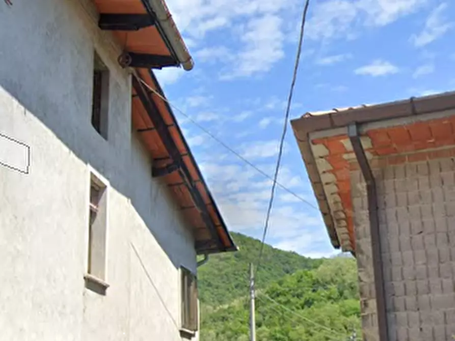 Immagine 12 di Porzione di casa in vendita  in Via Garibaldi a Torreano