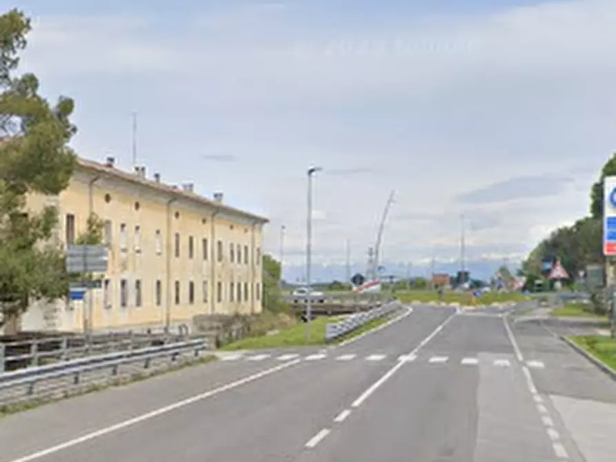 Immagine 10 di Appartamento in vendita  in Stradone Zuino Nord a Torviscosa